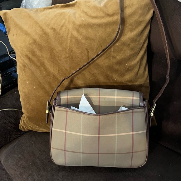 Burberry Brown Plaid Shoulder Bag It Has 2 Small Faded Marks On It - Picture 2 of 12